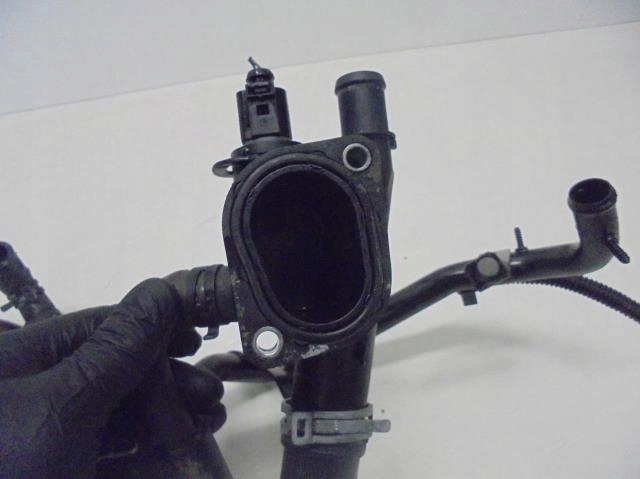 CORPS DE THERMOSTAT SEAT IBIZA IV 1.4 TDI photo 5 - milautoparts-fr.ukrlive.com