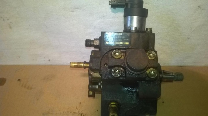 CITROEN C5 C4 307 1,6 HDI PUMP HIGH PRESSURE FUEL PUMP photo 1 - milautoparts-fr.ukrlive.com