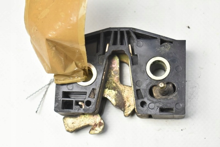 SERRURE PORTIÈRE DROITE AVANT MAN 19-343 95R photo 2 - milautoparts-fr.ukrlive.com