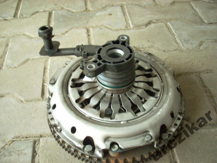 CLUTCH SET DACIA DUSTER 1.6 16V photo 2 - milautoparts-fr.ukrlive.com