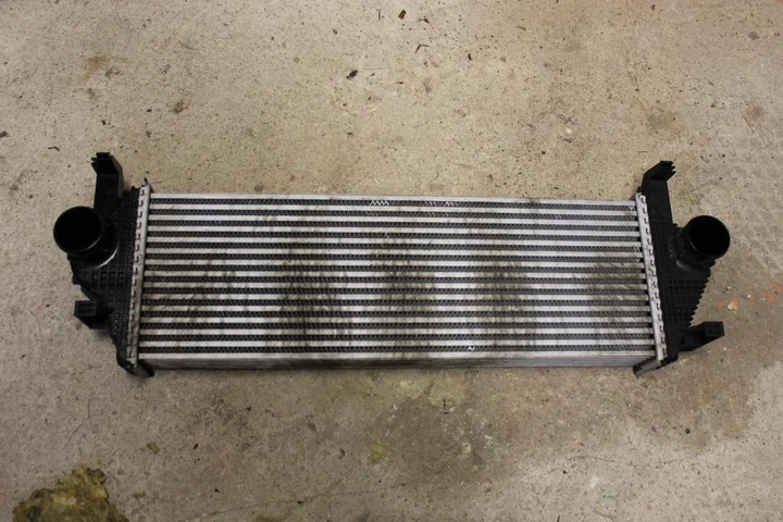 RADIATOR JEEP GRAND CHEROKEE INTECOOLER 2013 YEAR photo 1 - milautoparts-fr.ukrlive.com