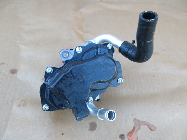 VW BEETLE 5C 2.0 TDI AUDI 04L131501E VALVE EGR photo 2 - milautoparts-fr.ukrlive.com