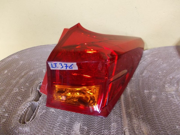 LAMP REAR REAR RIGHT TOYOTA AURIS 13-15 UNIVERSAL LED photo 1 - milautoparts-fr.ukrlive.com