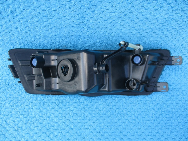 SKODA OCTAVIA III LIFT PHARES ANTIBROUILLARD GAUCHE 15- 5E0941699E