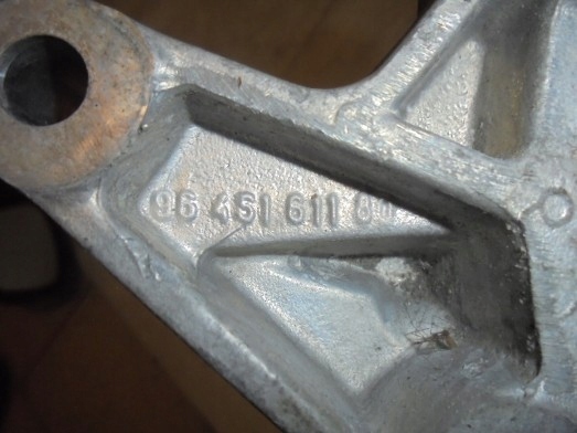 CITROEN PEUGEOT 2.0 HDI SUPPORT FIXATION 9645161180 photo 4 - milautoparts-fr.ukrlive.com