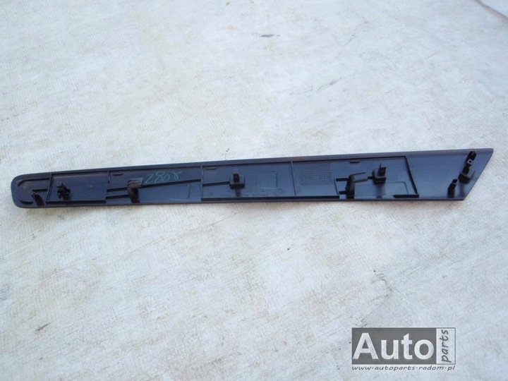 COUVE-JOINT PLANCHE PORTIÈRE DROITE AVANT 5C6867440A JETTA 5C 2011- photo 4 - milautoparts-fr.ukrlive.com