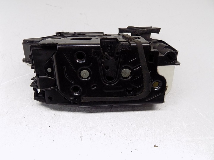 LOCK DOOR RIGHT FRONT VW GOLF VI 08-12 5K1837016 photo 3 - milautoparts-fr.ukrlive.com