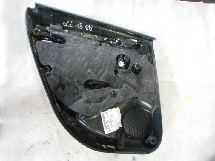 AUDI A3 8V REVÊTEMENT PORTIÈRE DROITE ARRIÈRE 8V4867306 photo 4 - milautoparts-fr.ukrlive.com