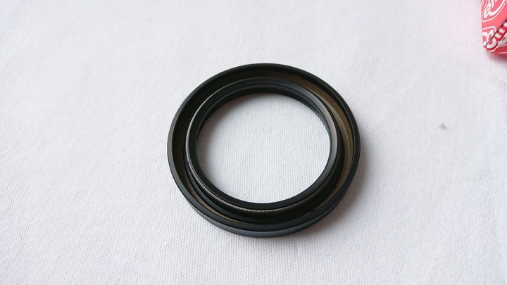 SEAL HALF-AXLE ELRING 063.665 VW PASSAT B5 photo 3 - milautoparts-fr.ukrlive.com