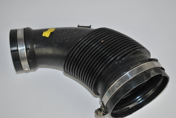 TUBE INTAKE AIR AUDI A4 A5 2.0 TDI 04L129661 photo 1 - milautoparts-fr.ukrlive.com