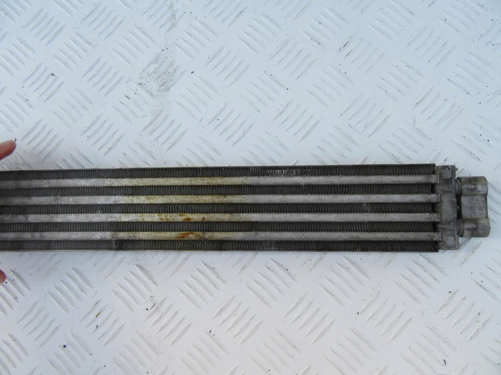 MERCEDES RADIATEUR HUILES W2045000600 AMG photo 8 - milautoparts-fr.ukrlive.com