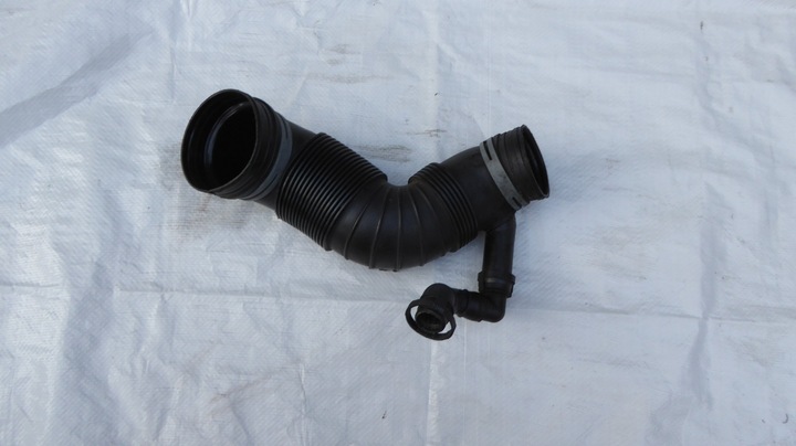 TUBE JUNCTION PIPE AIR SEAT LEON II 2.0 TDI 3C0129654P photo 2 - milautoparts-fr.ukrlive.com