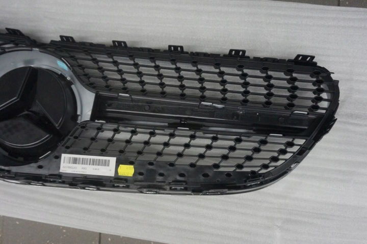 CALANDRE GRILLE MERCEDES AVEC CLASSE W217 A2178802201