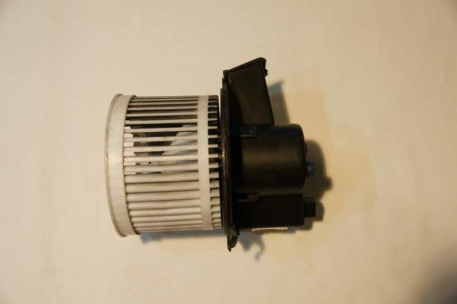 PULSEUR D'AIR VENTILATEUR FIAT 500 PANDA EUROPE LODZ photo 1 - milautoparts-fr.ukrlive.com