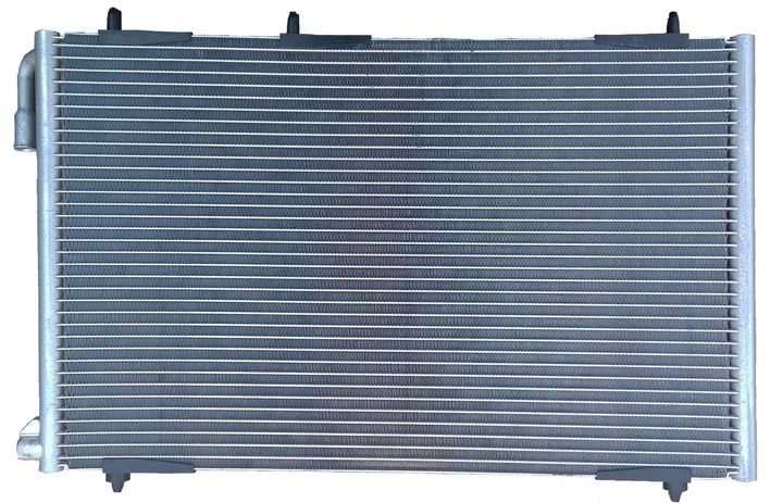 RADIATEUR DU CLIMATISEUR PEUGEOT 206 1.1 1.4 1998- photo 3 - milautoparts-fr.ukrlive.com