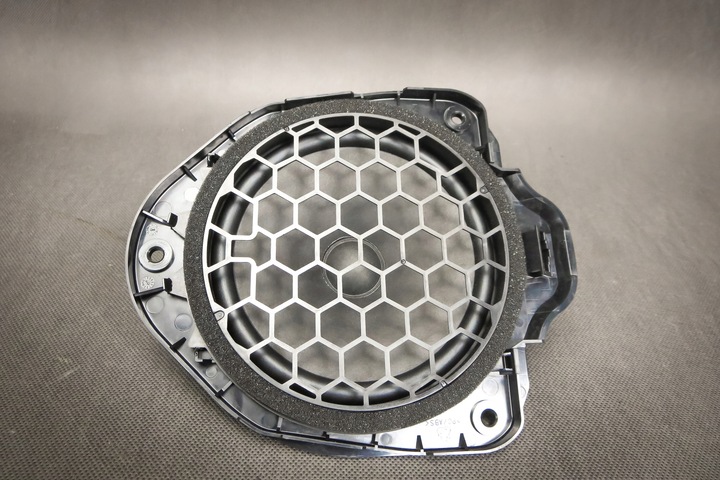 Динамік середній діапазон зад audi a3 s3 8v 8v0035411b, Ціна