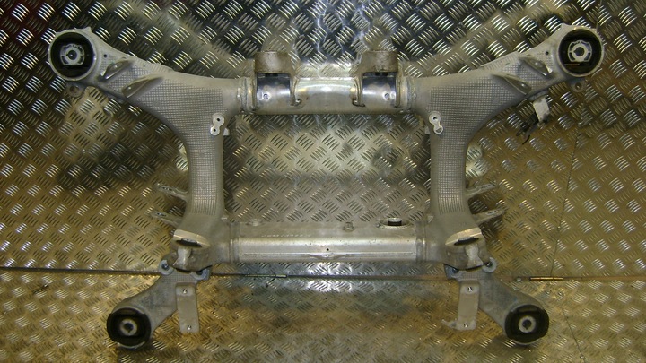 Bmw 5 g30 7 g12 8 g16 подрамник belk зад 6861201, Цена