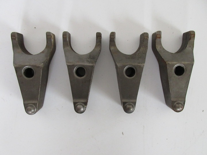 Avensis 09-14 d-cat крепеж кронштейн форсунки t27, Цена