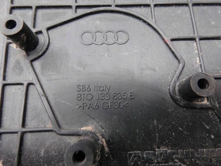 фото №3, Корпус фильтра 8t0133835b audi rs4 rs5 4.2 fsi