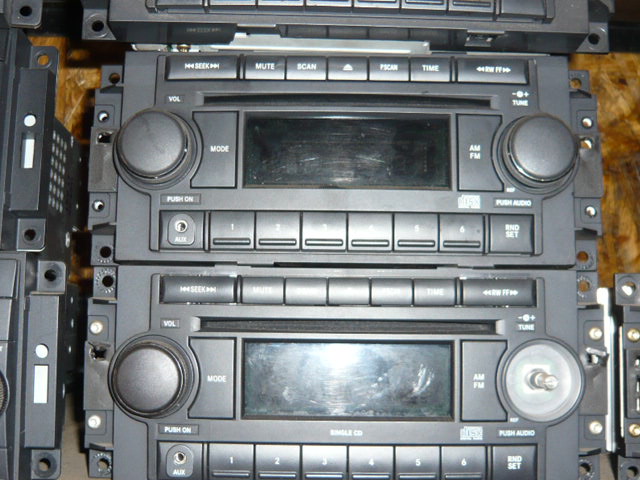 фото №3, Радио jeep chrysler dodge cd модели з lat 04-08