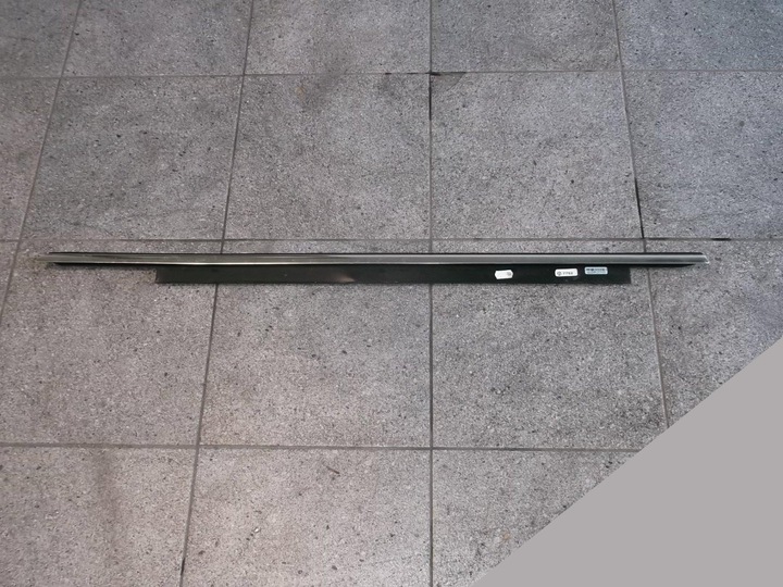 фото №1, Планка накладка дверь зад правая audi a6 c7 4g0