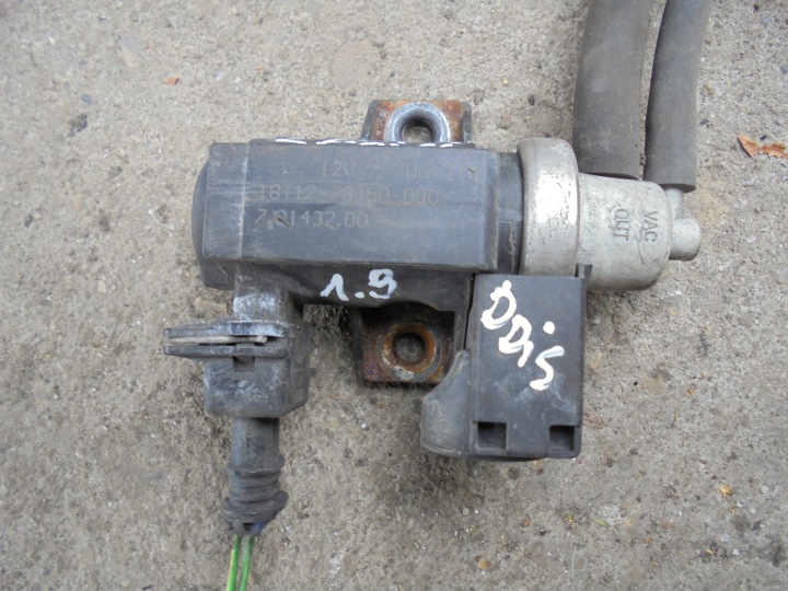 фото №8, Клапан турбины sx4 sedici 1.9 ddis 18117-79j50-000