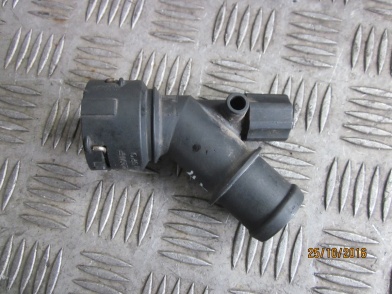 фото №5, Штуцер vw polo iv 1.2 b 01-04r 6q0122291f