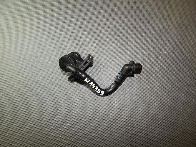 фото №1, Audi rs5 8t шланг вакуум підсилювач 4d0611813a