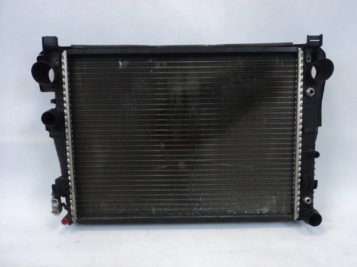 фото №1, Радіаторів води mercedes w220 3.2 benz a2205000003