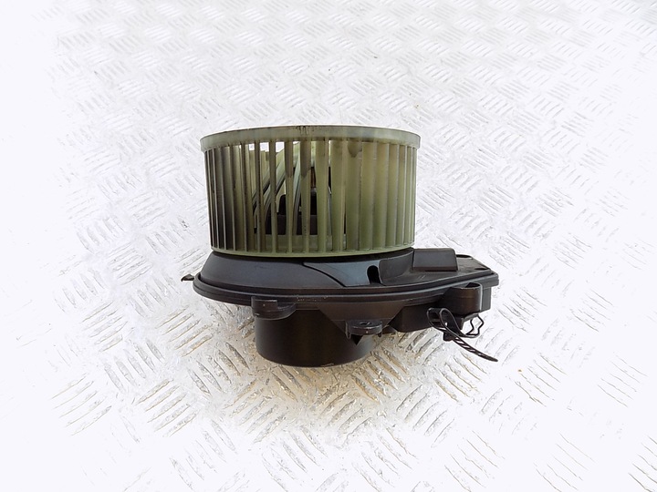 фото №3, Повітродувка повітропровід bez a/c - audi a4 b5 passat b5 eu