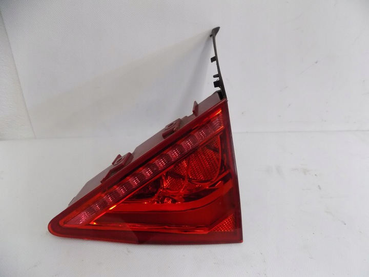 фото №1, Audi a7 s7 4g лампа кришки праві зад 4g8945094