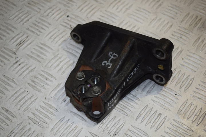 фото №1, Лапи двигателя kia ceed ii 2 2013