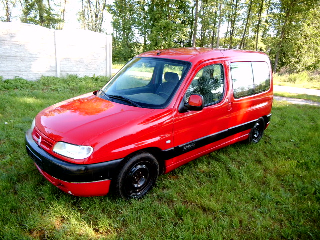 фото №1, Partner citroen berlingo i бампер переднє ekqd
