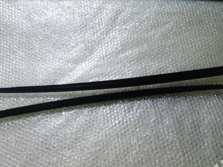 фото №1, Audi оригинальный номер 4h0854328 планка стёкла передний p