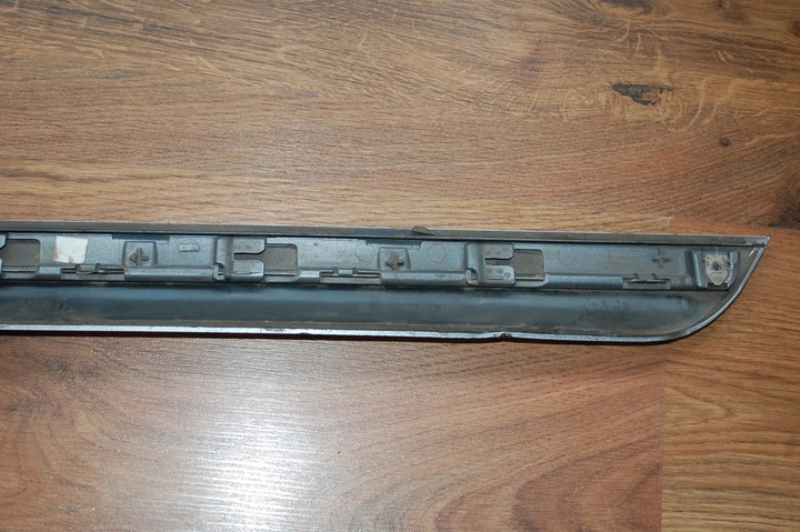 фото №9, Vw passat b8 планка двері права зад 3g0854950 3g0