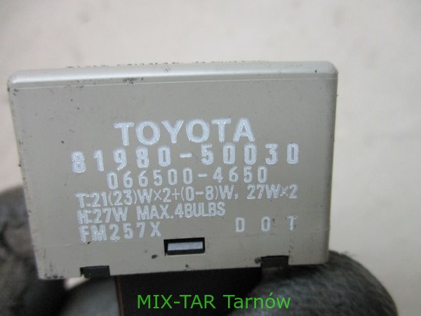 фото №1, Toyota rav4 previa avensis verso corolla реле аварійних реле поворотів 8198