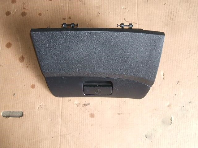 фото №1, Hyundai ix35 2010- бардачок пасажира кришка