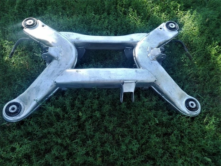 фото №1, Audi a8 d3 3.0 asn балка підвішування зад задня