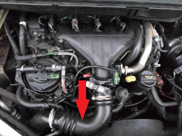фото №9, Труба шланг turbo volvo s40 v50 c30 c70 2.0d 31261896