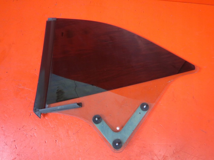 фото №3, Audi a5 s5 8f cabrio скло права задня 08r запчастини