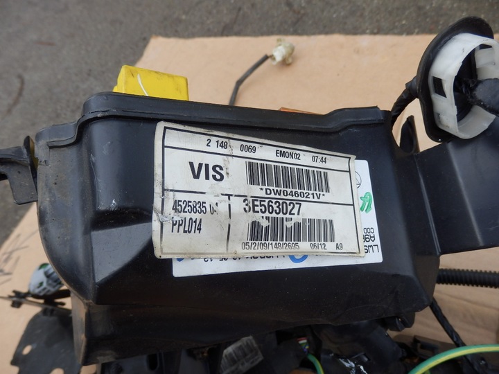 фото №5, Peugeot 208 1.6 ehdi джгут камери двигуна електропроводка