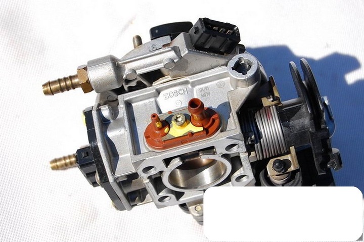 фото №8, Форсунка cordoba ibiza golf polo adx 1.3 0438201521