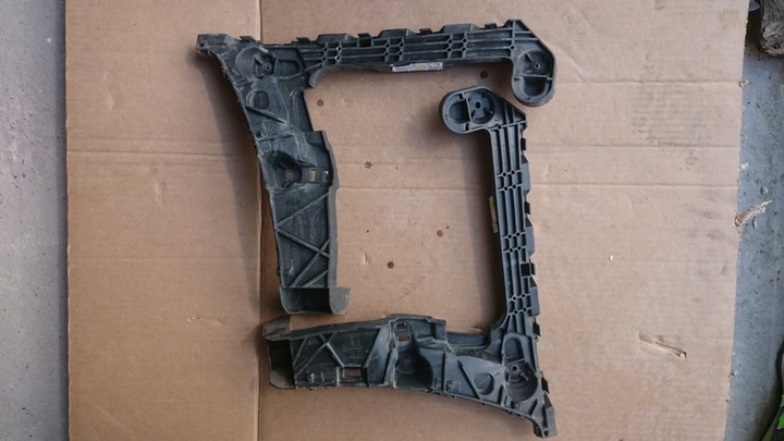 фото №1, Ползун бампера зад audi a4 8w9807454 8w9807454a