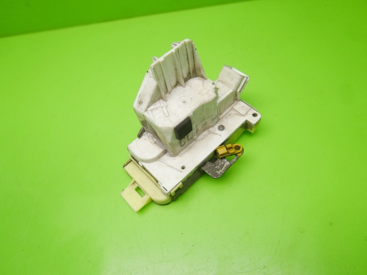 фото №8, Замок правый зад 2 контакты ford mondeo mk2 универсал 96-00