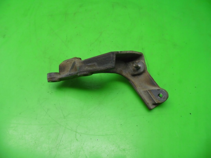 фото №7, Кронштейн полуось перед правая ford courier 1.3 8v 95-99