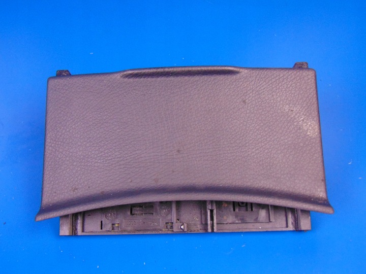 фото №1, Mercedes s-klasa w221 попільничка перед