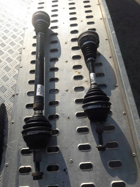 фото №1, Полуось передняя правая vw passat b6