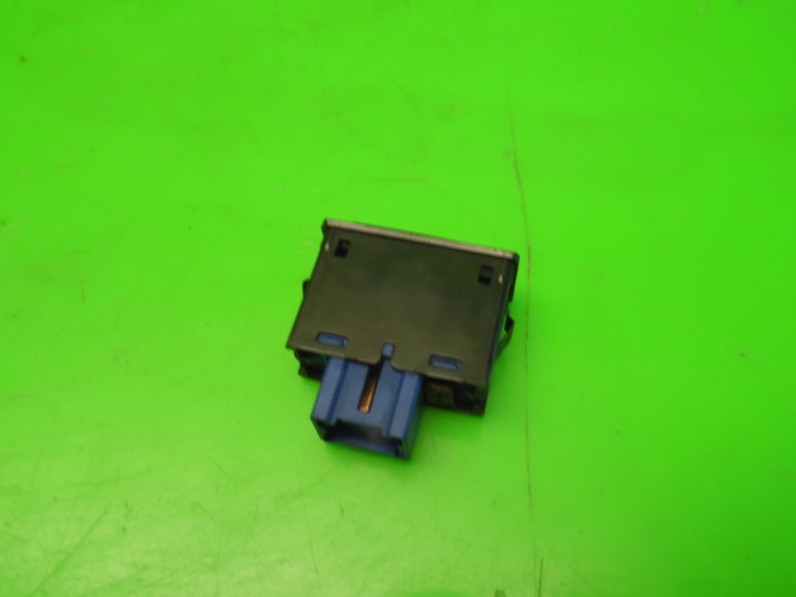 фото №10, Перемикач обігріву скла honda accord v купе 95-