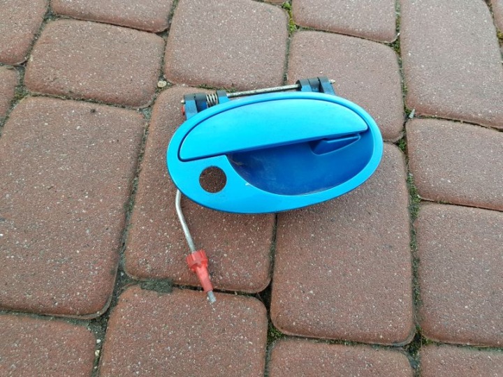 Poignée Portière Droite Avant Opel Meriva A 22175