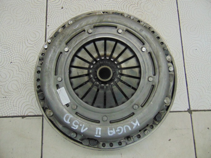 REIFEN RAD SCHWUNGRAD KUPPLUNG DRUCKPLATTE FORD KUGA MK2 LIFT 1.5D